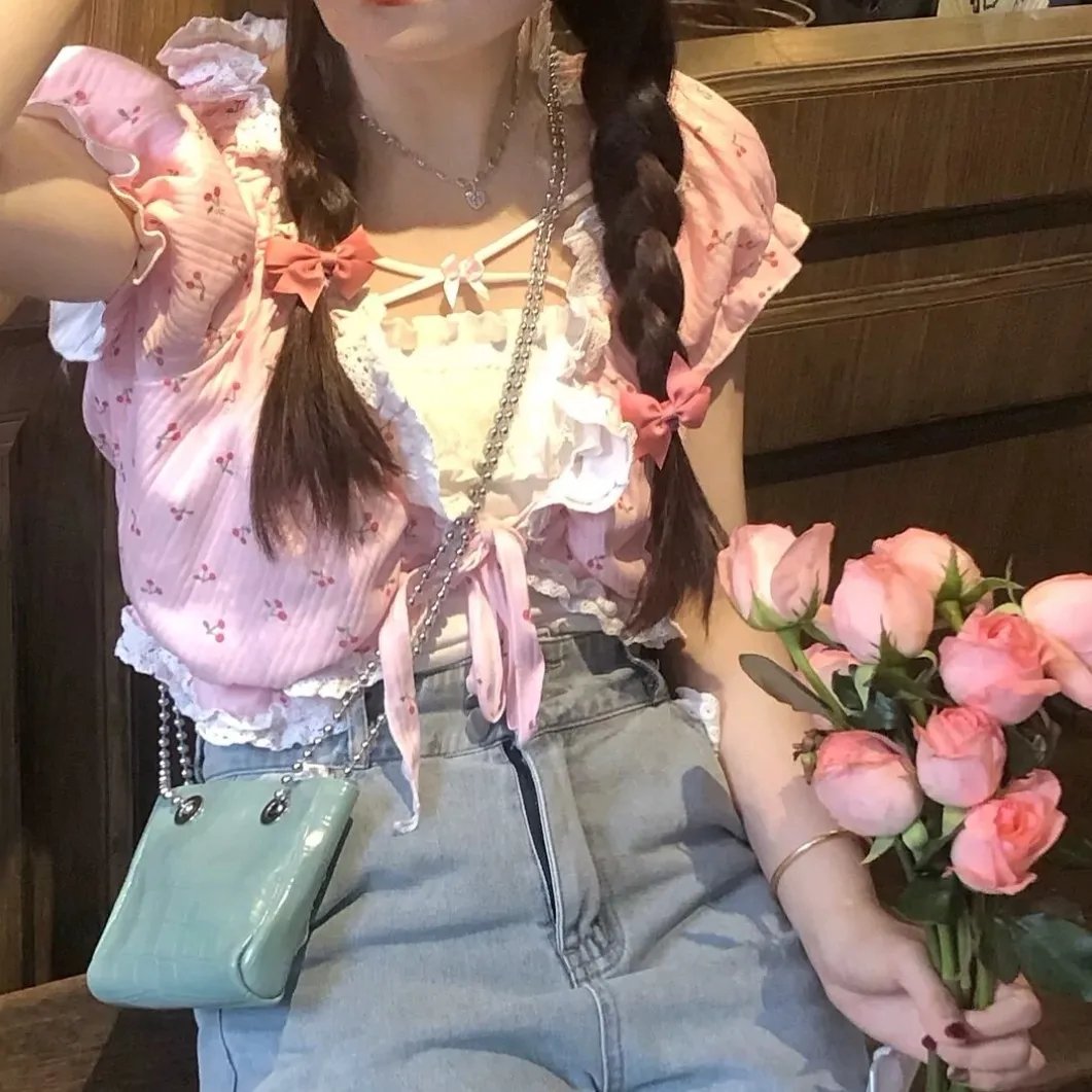 两个爱人和一只熊